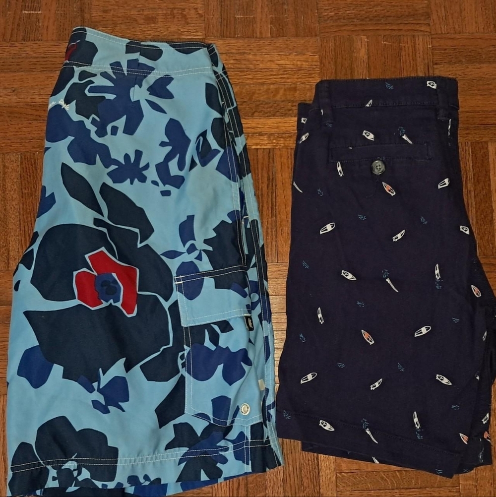 Mens Shorts Size 32- American Eagle and Knickerbocker Vintage